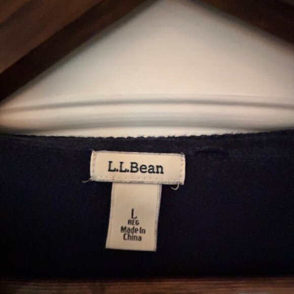 L. L. Bean Navy Blue Sweater Size L - Picture 4 of 7